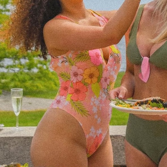 Onewith Other - Onewith Swim Bellows Trop Pop Tropical Floral One Piece Swimsuit Size Large